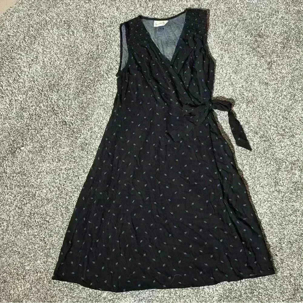 WOMENS S UNIVERSAL THREAD SLEEVELESS DIAMOND V-NECK WRAP DRESS, Black